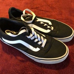 Ladies Vans. Size 9